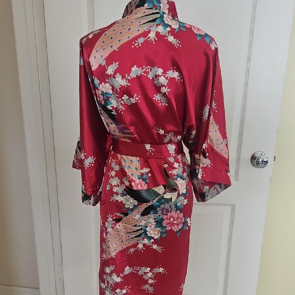 Floral Red Kimono Robe - Picture 4 of 5